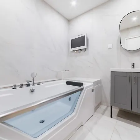 Apartment Zzz Jacquemont Paris